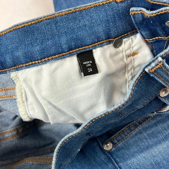 Veronica Beard Women’s 24 Great Condition Button Fly Carly 11” Kick Flare Jean - Picture 4 of 13